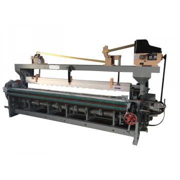Yuefeng shuttless jute rapier loom weaving machine